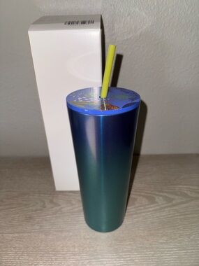 Starbucks Hawaii Exclusive Stainless Tumbler Cold Cup Straw Blue Ombre 24 oz